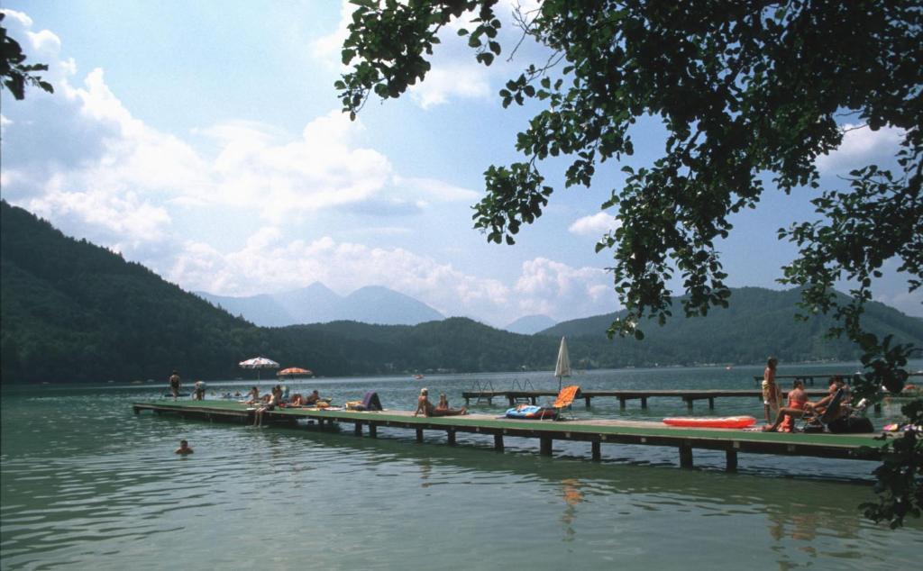 Hotel Greif St. Kanzian am Klopeiner See Exterior foto